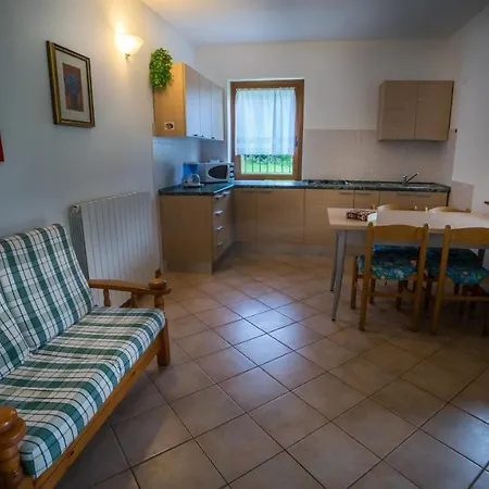 Appartamento Casa Al Portico Pieve Di Ledro